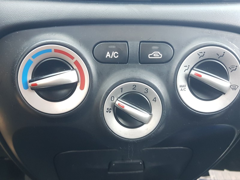 Recambio de mando calefaccion / aire acondicionado para hyundai accent iii (mc) 1.6 gls referencia OEM IAM 972501R1009Y  