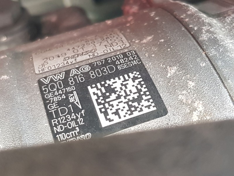 Recambio de compresor aire acondicionado para seat ibiza v (kj1, kjg) 1.0 tgi referencia OEM IAM 5Q0816803D  