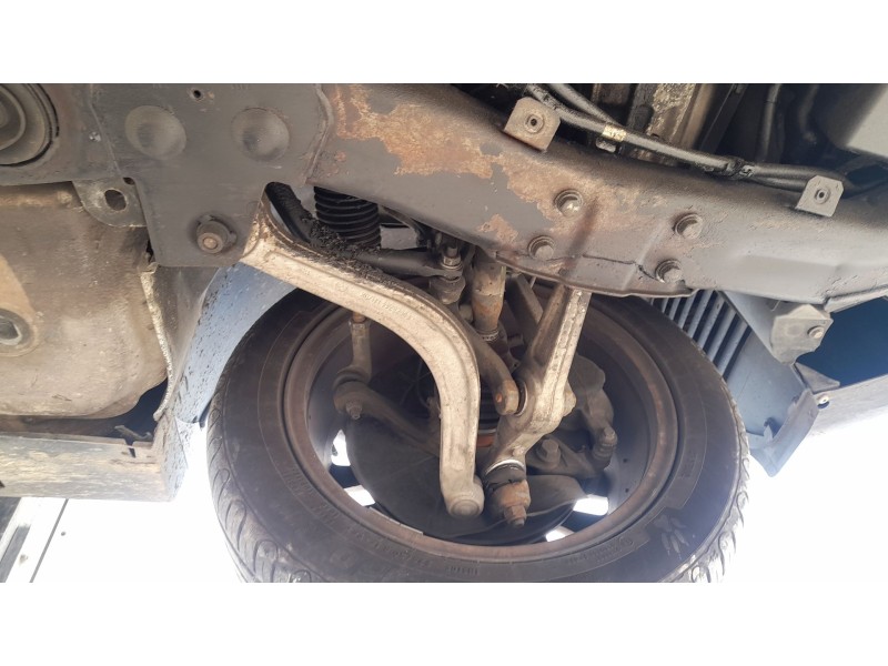 Recambio de brazo suspension inferior delantero izquierdo para lancia thesis (841_) 2.4 jtd (841axd1b02) referencia OEM IAM 5183