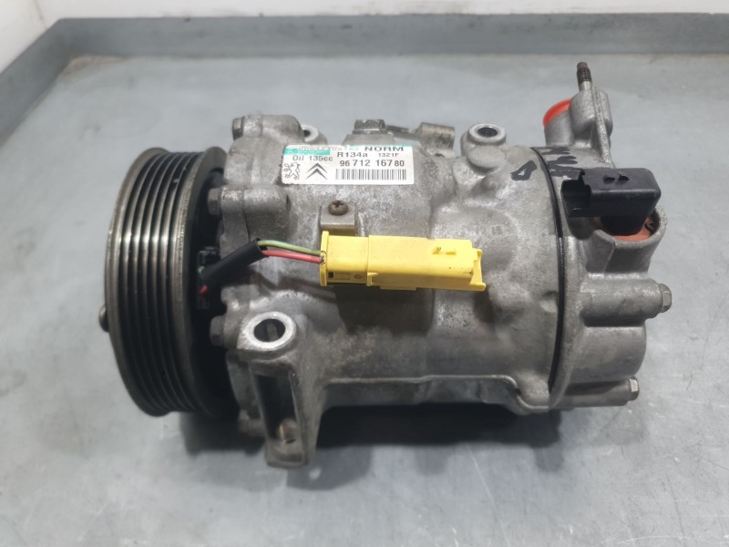 Recambio de compresor aire acondicionado para peugeot 5008 (0u_, 0e_) 1.6 hdi referencia OEM IAM 9671216780 42306162 SANDEN
