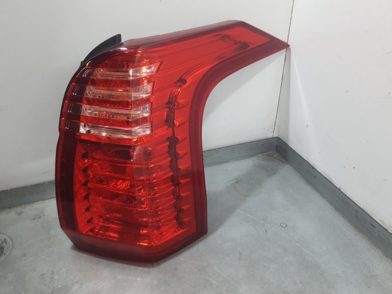 Recambio de piloto trasero derecho para peugeot 5008 (0u_, 0e_) 1.6 hdi referencia OEM IAM 9672666680 TOCADO 