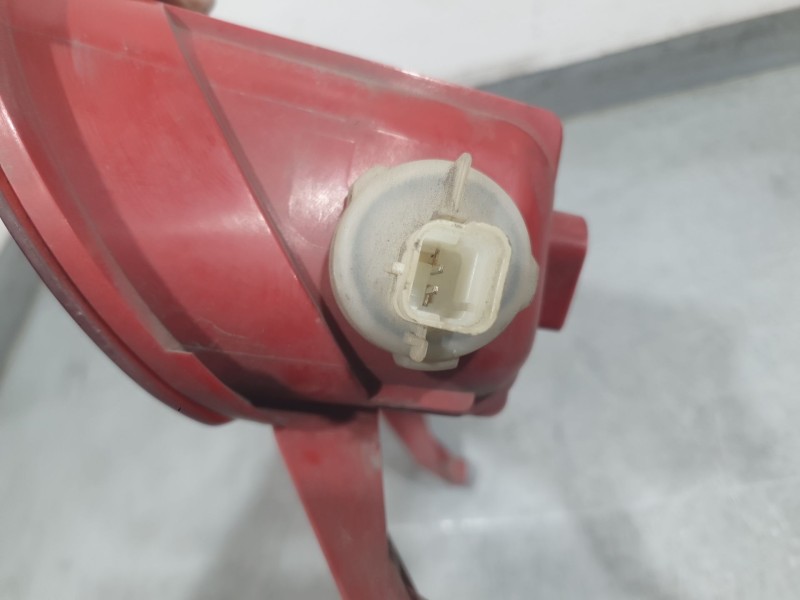 Recambio de piloto trasero izquierdo paragolpes para peugeot 5008 (0u_, 0e_) 1.6 hdi referencia OEM IAM 9684068680  