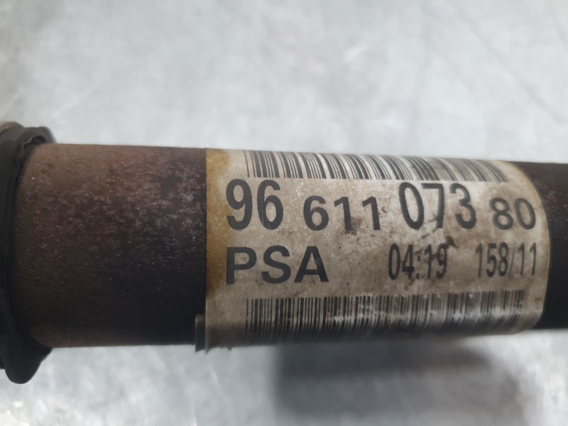 Recambio de transmision delantera izquierda para peugeot 5008 (0u_, 0e_) 1.6 hdi referencia OEM IAM 9661107380 3272QA 3273QL