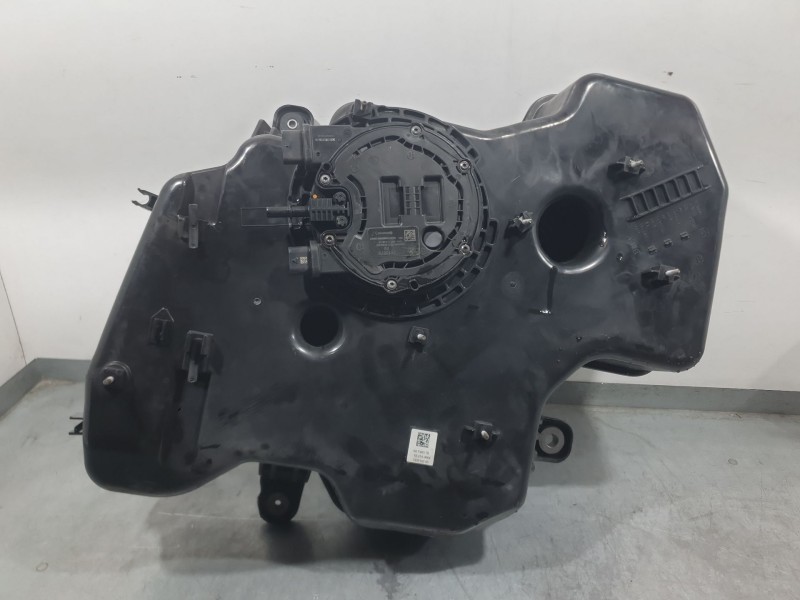 Recambio de deposito adblue para bmw 1 (f40) 116 d referencia OEM IAM 7399290  