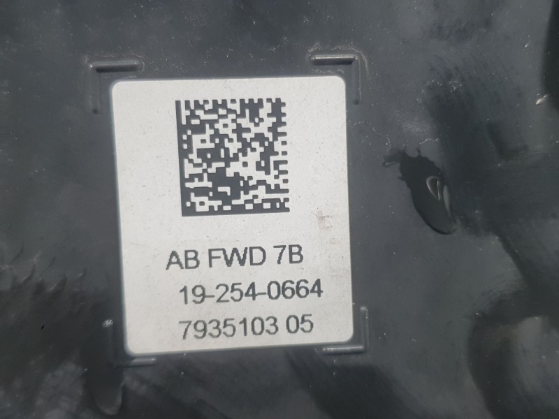 Recambio de deposito adblue para bmw 1 (f40) 116 d referencia OEM IAM 7399290  