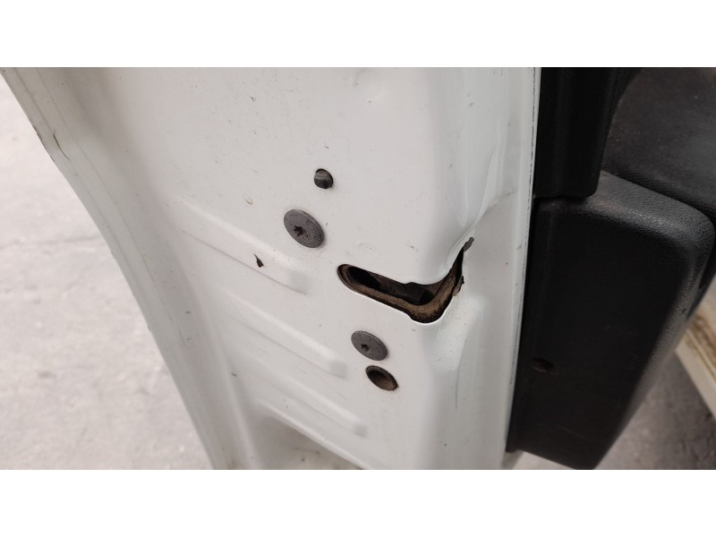 Recambio de cerradura puerta trasera izquierda para peugeot 308 i (4a_, 4c_) 1.6 hdi referencia OEM IAM 9800617580  