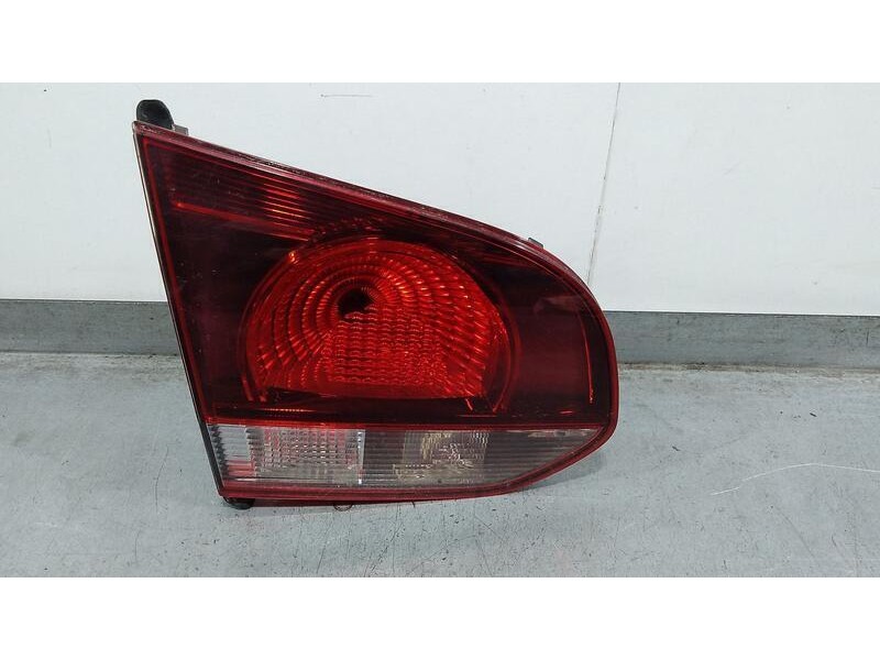 Recambio de piloto trasero izquierdo para volkswagen golf vi (5k1) advance referencia OEM IAM 5k0945093  INTERIOR