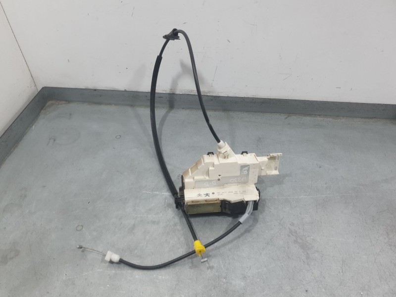 Recambio de cerradura puerta delantera derecha para citroën c4 coupé (la_) 1.4 16v referencia OEM IAM 9660700680F  