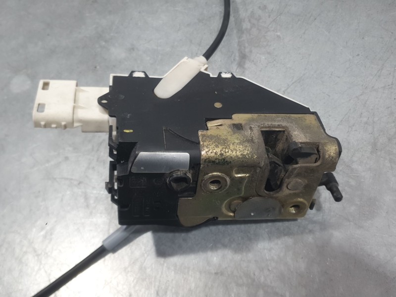 Recambio de cerradura puerta delantera derecha para citroën c4 coupé (la_) 1.4 16v referencia OEM IAM 9660700680F  