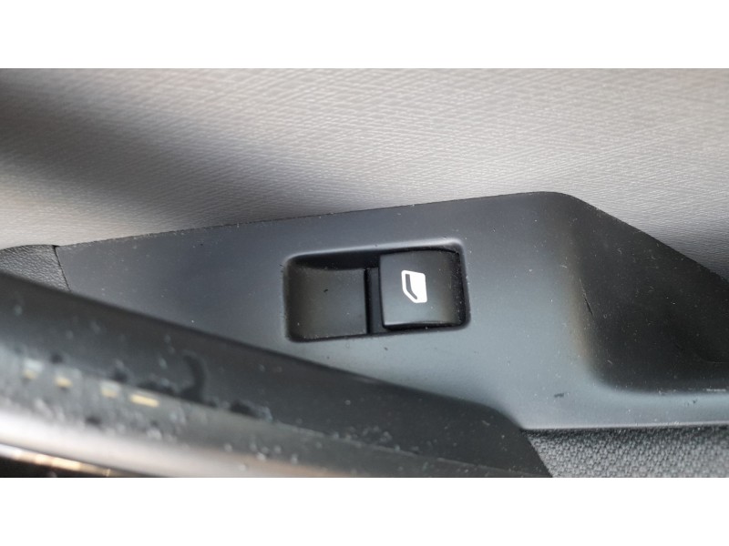 Recambio de mando elevalunas delantero derecho para citroën c4 spacetourer (3d_) 1.5 bluehdi 130 referencia OEM IAM 96762292ZD  