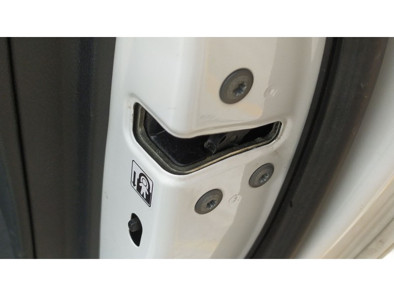 Recambio de cerradura puerta trasera derecha para toyota corolla ranchera familiar (_e21_) 1.8 hybrid (zwe211) referencia OEM IA