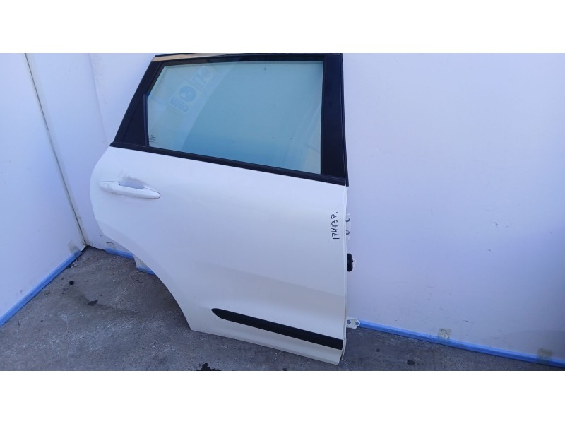 Recambio de puerta trasera derecha para kia niro i (de) 1.6 gdi hybrid referencia OEM IAM 77004G5000  