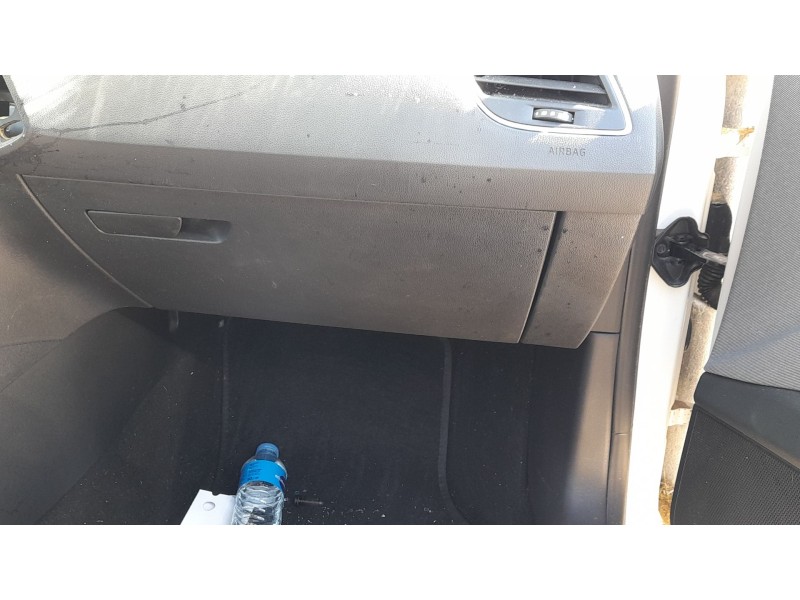 Recambio de guantera para seat leon st (5f8) 1.5 tsi referencia OEM IAM 5F1857095KVS9  