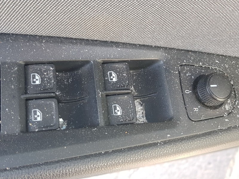 Recambio de mando elevalunas delantero izquierdo para seat leon st (5f8) 1.5 tsi referencia OEM IAM 5G0959857GIHA C/ MANDO RETRO