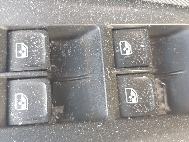 Recambio de mando elevalunas delantero izquierdo para seat leon st (5f8) 1.5 tsi referencia OEM IAM 5G0959857GIHA C/ MANDO RETRO