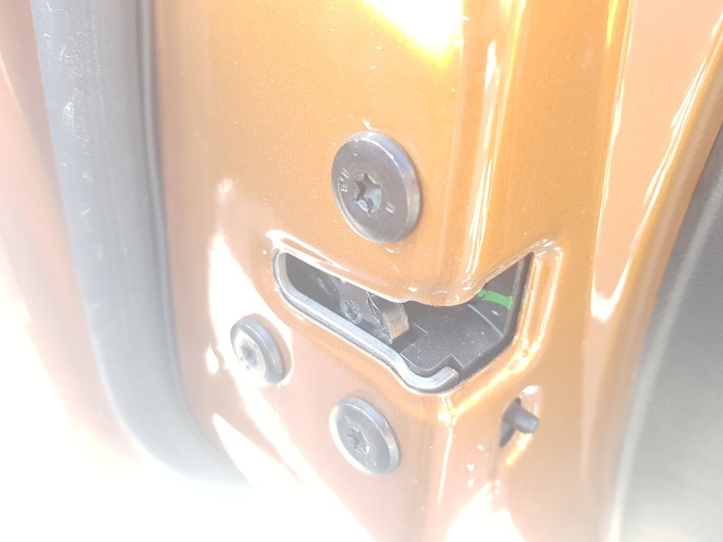 Recambio de cerradura puerta trasera izquierda para renault captur ii (hf_) tce 100 (hfmt) referencia OEM IAM 825031538R  