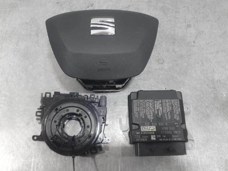 Recambio de kit airbag para seat arona (kj7, kjp) 1.0 tgi referencia OEM IAM 6F0880201AGAAP C/ SALPICADERO SIN PRETENSORES 6F088