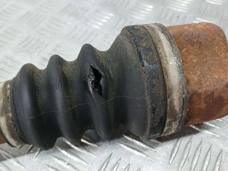 Recambio de transmision delantera izquierda para citroën xsara coupe 1.6i 16v vts referencia OEM IAM 9632119080  FUELLE ROTO