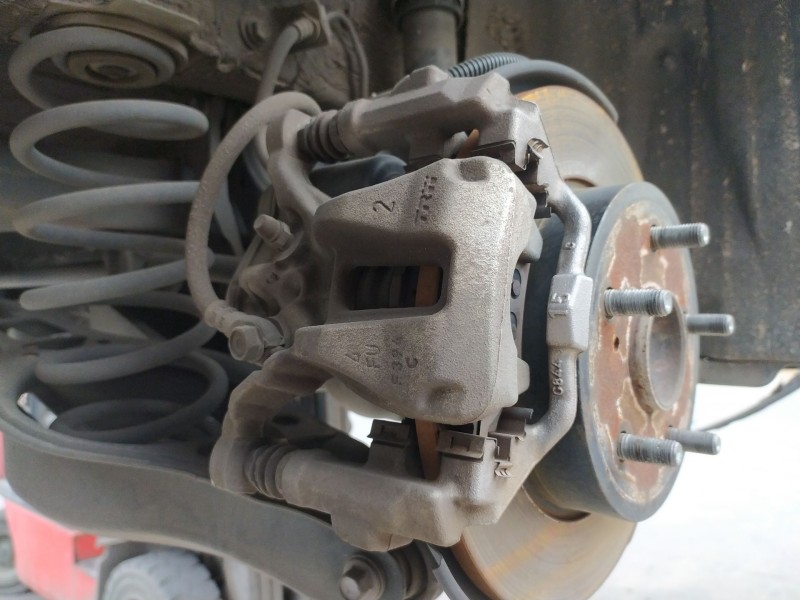 Recambio de pinza freno trasera derecha para toyota corolla ranchera familiar (_e21_) 1.8 hybrid (zwe211) referencia OEM IAM 478