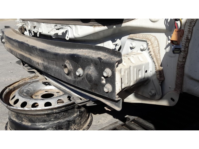 Recambio de refuerzo paragolpes trasero para toyota corolla ranchera familiar (_e21_) 1.8 hybrid (zwe211) referencia OEM IAM 520