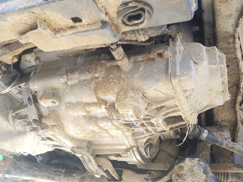 Recambio de caja cambios para seat leon st (5f8) 1.5 tsi referencia OEM IAM SEL 0AJ300042G 0AJ300043C