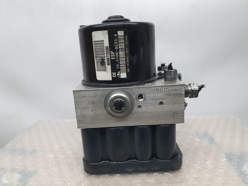 Recambio de abs para citroën c5 berlina attraction referencia OEM IAM 9659770580 ATE 10020602334