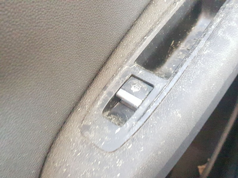 Recambio de mando elevalunas trasero derecho para renault captur ii (hf_) tce 100 (hfmt) referencia OEM IAM 254114723R  