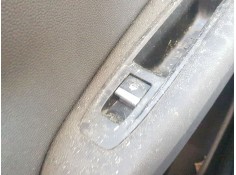 MANDO ELEVALUNAS TRASERO DERECHO 254114723R 