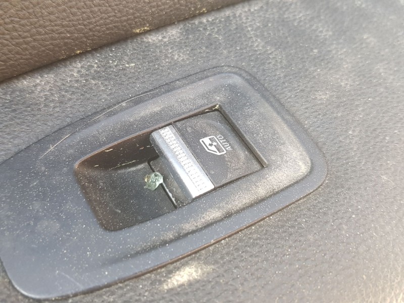 Recambio de mando elevalunas delantero derecho para renault captur ii (hf_) tce 100 (hfmt) referencia OEM IAM 254019868R  