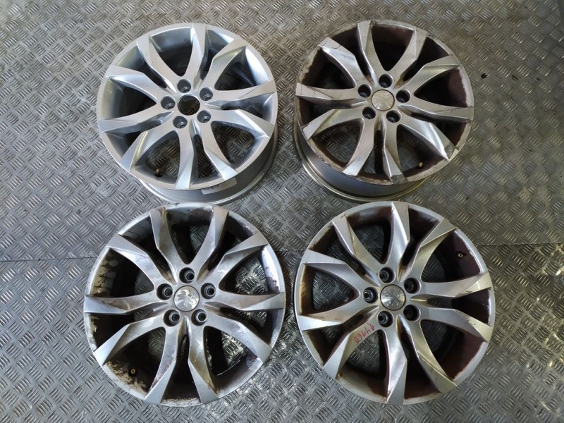 Recambio de juego llantas para peugeot 508 sw allure referencia OEM IAM  ALUMINIO 7X17 5 TORN ET 46