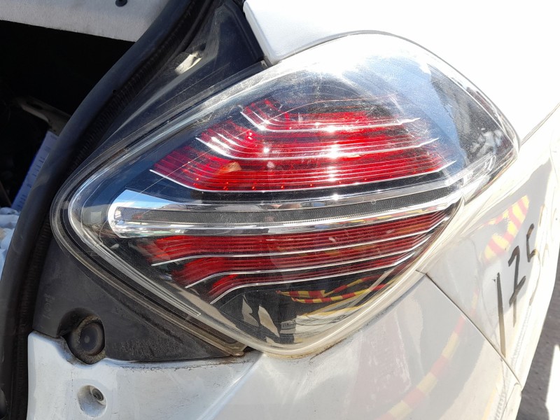 Recambio de piloto trasero derecho para renault zoe (bfm_) zoe (bfmc, bfmd) referencia OEM IAM 265509696R LED 