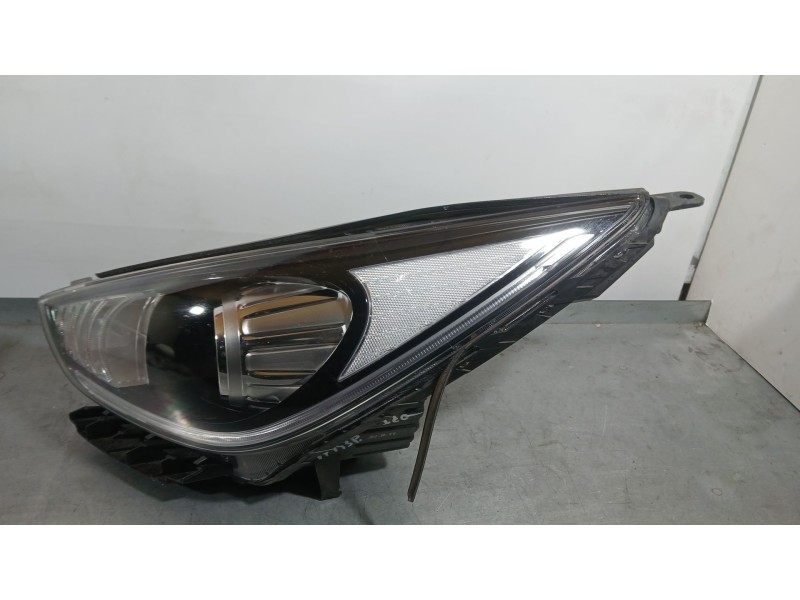 Recambio de faro izquierdo para kia niro i (de) 1.6 gdi hybrid referencia OEM IAM 92101G5000  