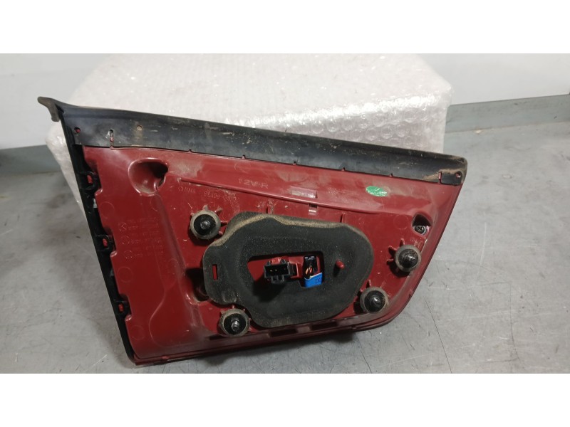 Recambio de piloto trasero derecho interior para kia niro i (de) 1.6 gdi hybrid referencia OEM IAM 92404G5130  