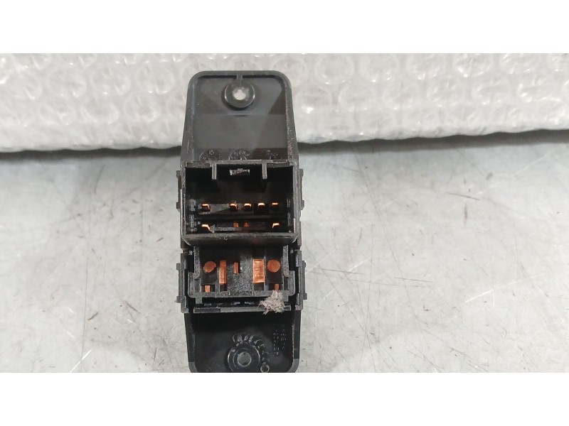 Recambio de mando elevalunas trasero izquierdo para kia niro i (de) 1.6 gdi hybrid referencia OEM IAM 93580G5060  