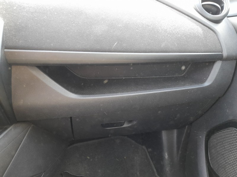 Recambio de guantera para renault zoe (bfm_) zoe (bfmc, bfmd) referencia OEM IAM 681086616R  