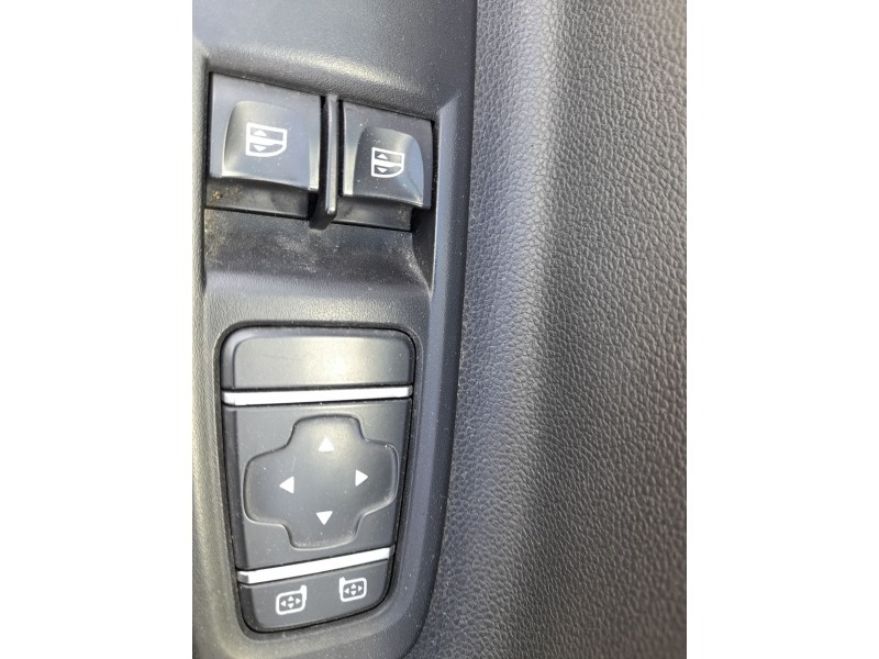 Recambio de mando elevalunas delantero izquierdo para renault zoe (bfm_) zoe (bfmc, bfmd) referencia OEM IAM 254118044R C/MANDO 
