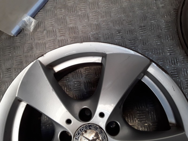 Recambio de juego llantas aluminio para mercedes-benz clase c (w204) lim. c 200 cdi blueefficiency (204.001) referencia OEM IAM 