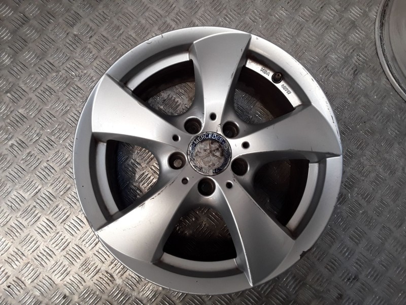 Recambio de juego llantas aluminio para mercedes-benz clase c (w204) lim. c 200 cdi blueefficiency (204.001) referencia OEM IAM 
