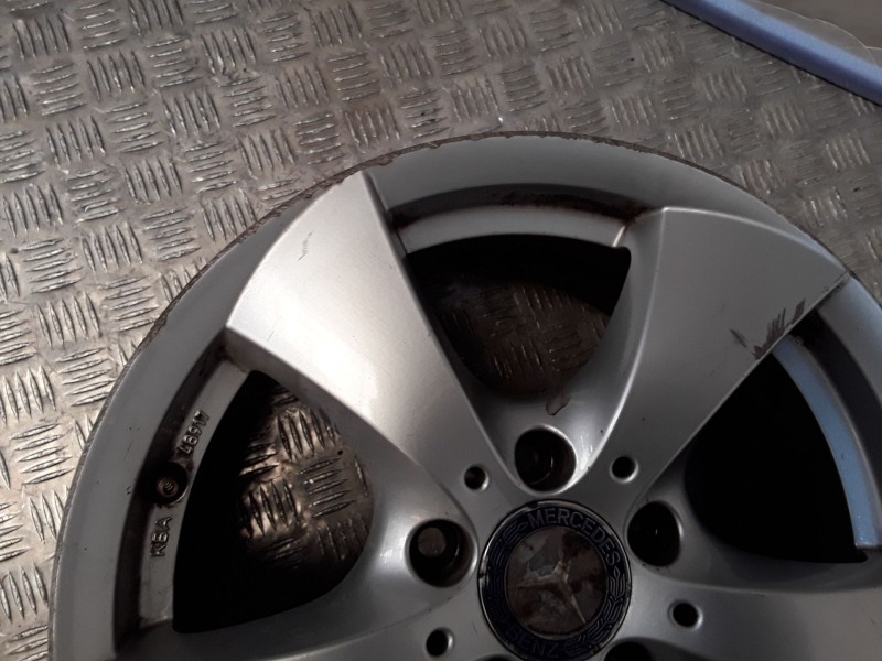 Recambio de juego llantas aluminio para mercedes-benz clase c (w204) lim. c 200 cdi blueefficiency (204.001) referencia OEM IAM 