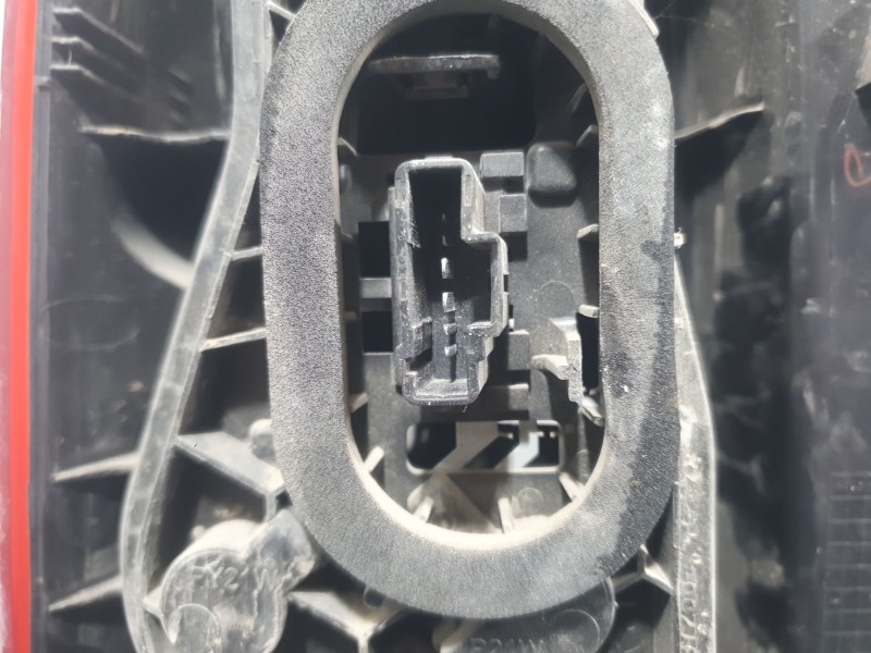 Recambio de piloto trasero derecho para citroën jumpy iii furgoneta (v_) 2.0 bluehdi 120 referencia OEM IAM 9808243080 085521953