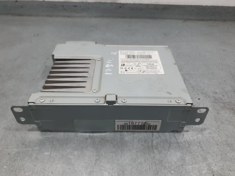 Recambio de sistema audio / radio para citroën jumpy iii furgoneta (v_) 2.0 bluehdi 120 referencia OEM IAM 9818777780  