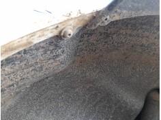 PLASTICO PASE RUEDA TRAS. DCH. 767486829R 