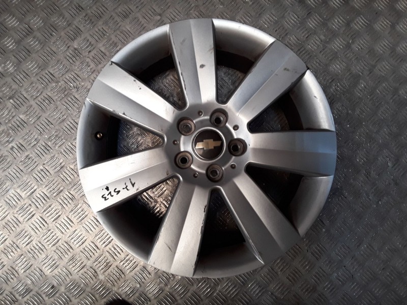 Recambio de llanta aluminio para chevrolet captiva (c100, c140) 2.0 d 4wd referencia OEM IAM 7X18 5 TORN ET45 ROZADA ALUMINIO