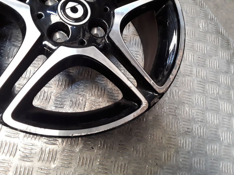 Recambio de llanta aluminio para smart forfour hatchback (453) electric drive / eq (453.091) referencia OEM IAM 6.5X16 4 TORN ET