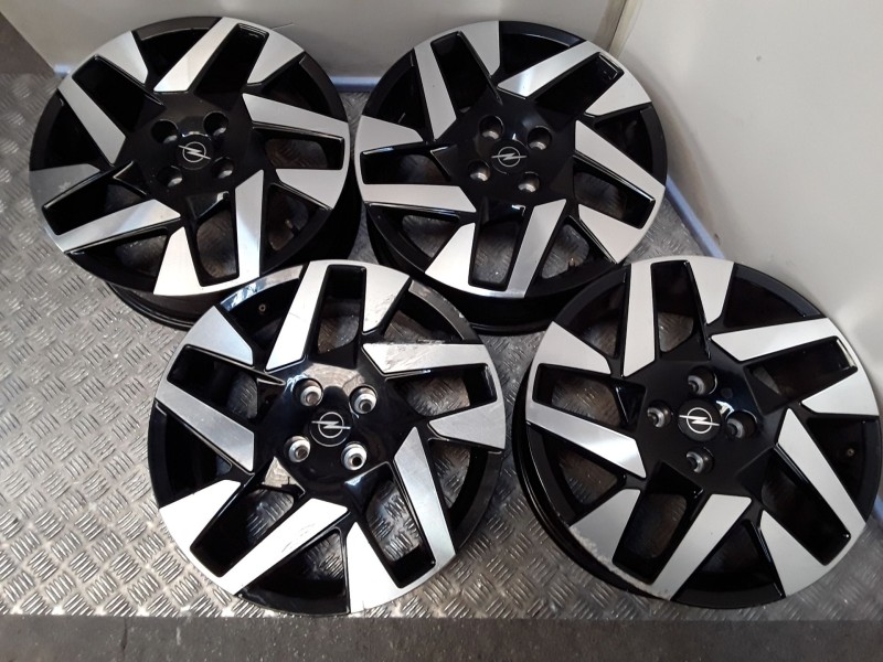 Recambio de juego llantas aluminio para opel mokka 1.2 (76) referencia OEM IAM 6.5X17 4 TORN ET32 ROZADAS ALUMINIO