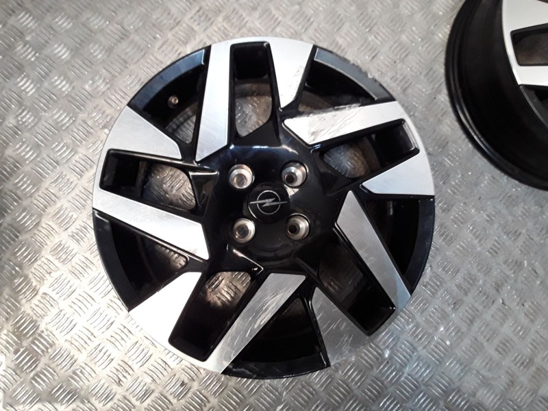Recambio de juego llantas aluminio para opel mokka 1.2 (76) referencia OEM IAM 6.5X17 4 TORN ET32 ROZADAS ALUMINIO