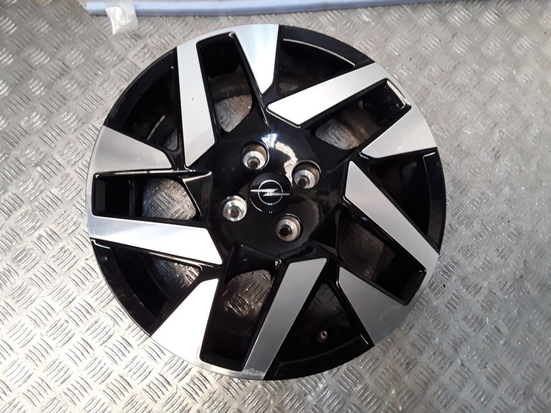 Recambio de juego llantas aluminio para opel mokka 1.2 (76) referencia OEM IAM 6.5X17 4 TORN ET32 ROZADAS ALUMINIO