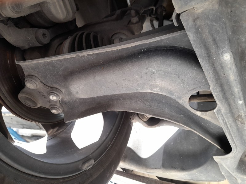 Recambio de brazo suspension inferior delantero derecho para citroën c-elysee (dd_) 1.5 bluehdi 100 referencia OEM IAM 967502888