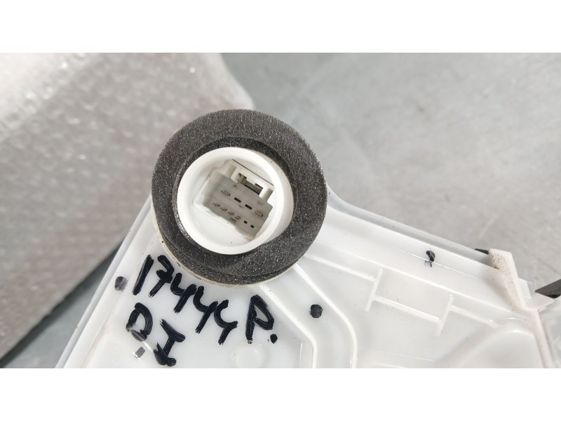 Recambio de cerradura puerta trasera izquierda para toyota corolla ranchera familiar (_e21_) 1.8 hybrid (zwe211) referencia OEM 