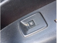 MANDO ELEVALUNAS DELANTERO DERECHO 254217475R 